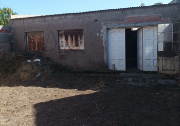 Venta; Galpon mas tres(3) dptos independientes