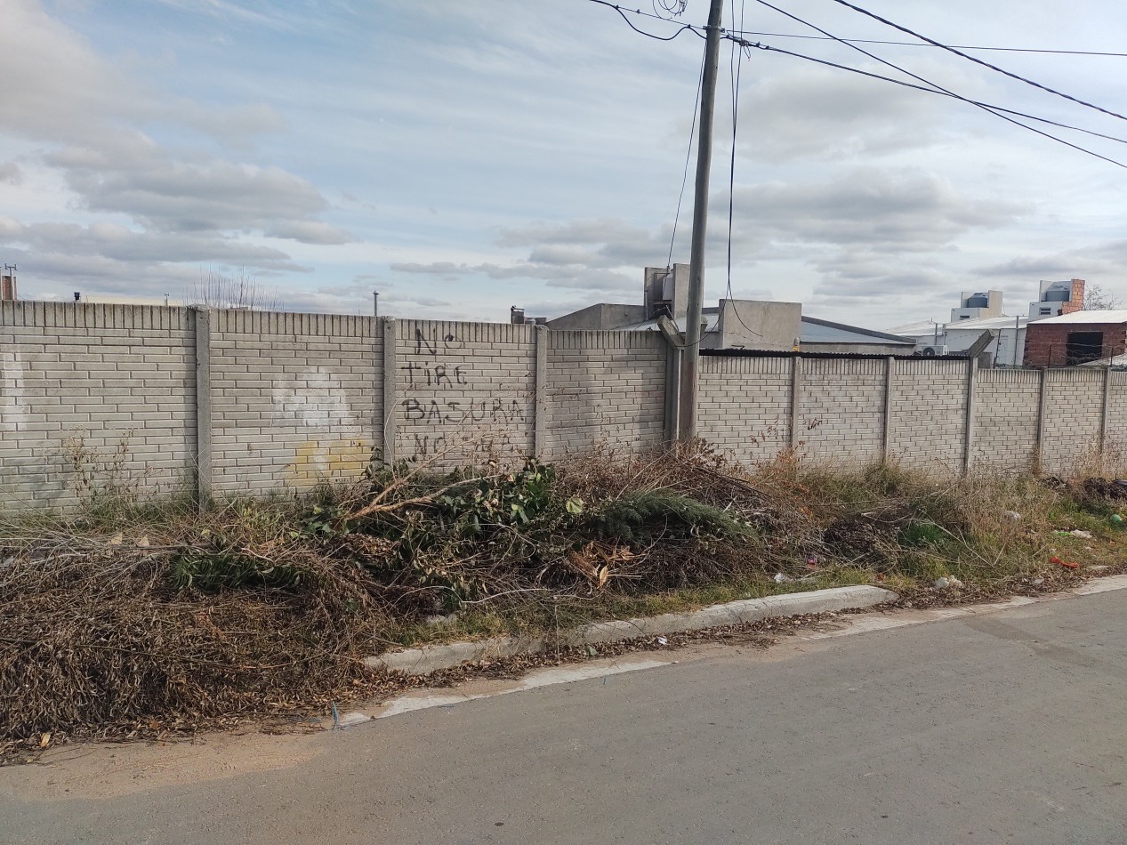 Terreno en venta en bahia blanca  con escritura 