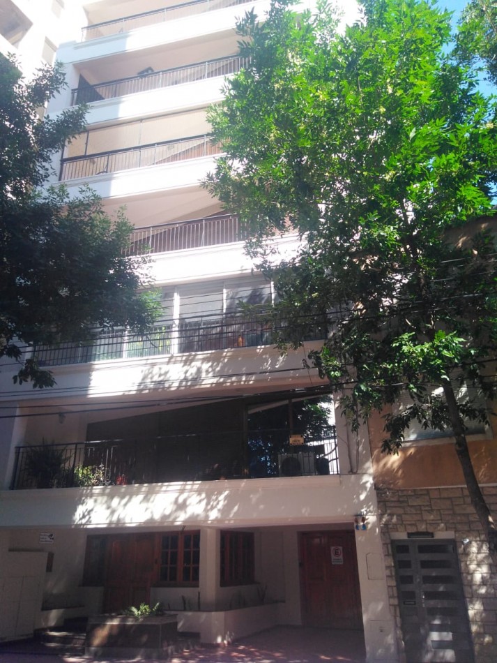 Venta de departamento Premium Piso entero  en bahia blanca con 2 cocheras y baulera