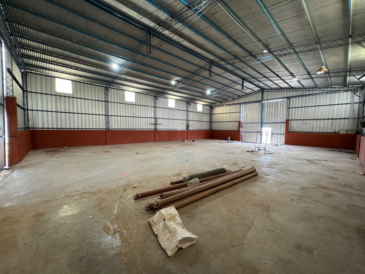 Galpon en venta en Bahia Blanca  de gran tamaño, con una parcela de gran tamaño 