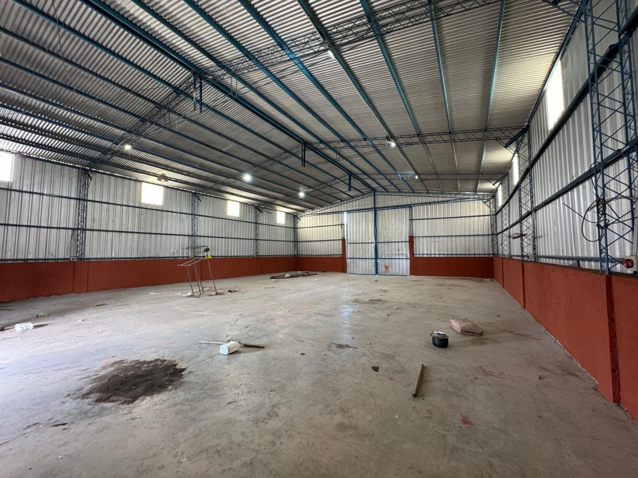 Galpon en venta en Bahia Blanca  de gran tamaño, con una parcela de gran tamaño 