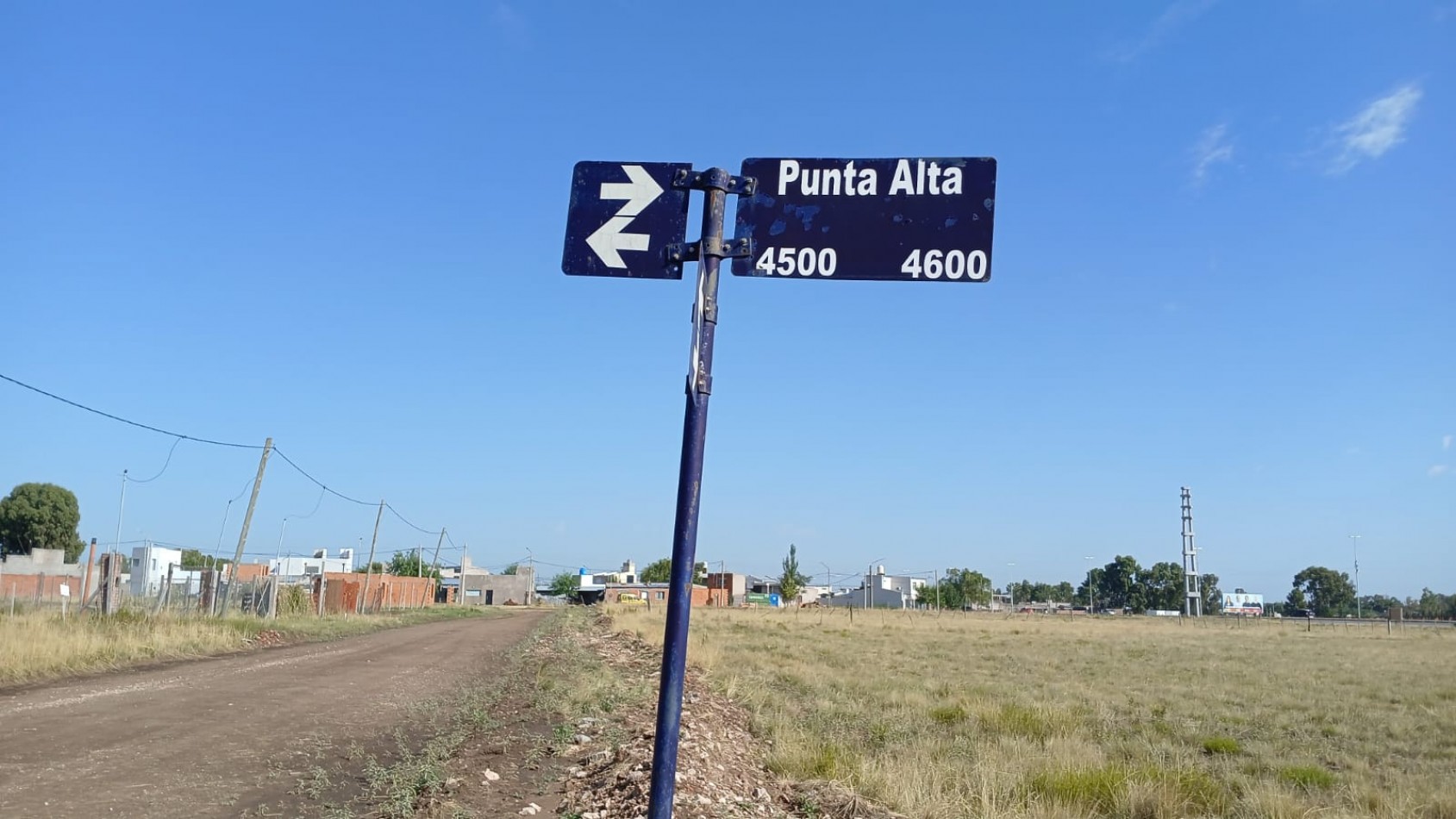 Terreno a la venta con construccion en BArrio Nueva espora cerca Barrio millamapu
