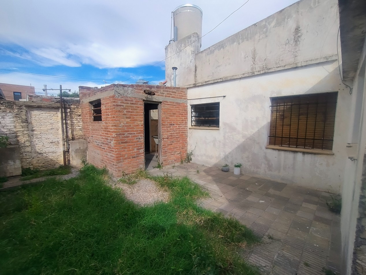 Departamento en alquiler  2 habitaciones  Barrio la falda sin expensas 