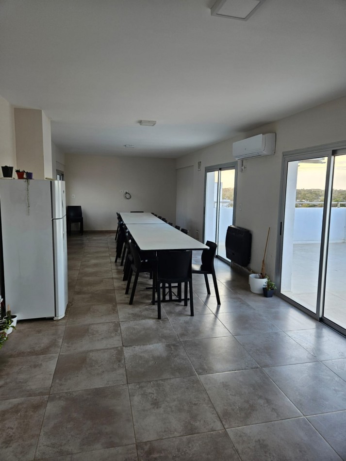 Departamento frente al mar en venta en Monte hermoso 