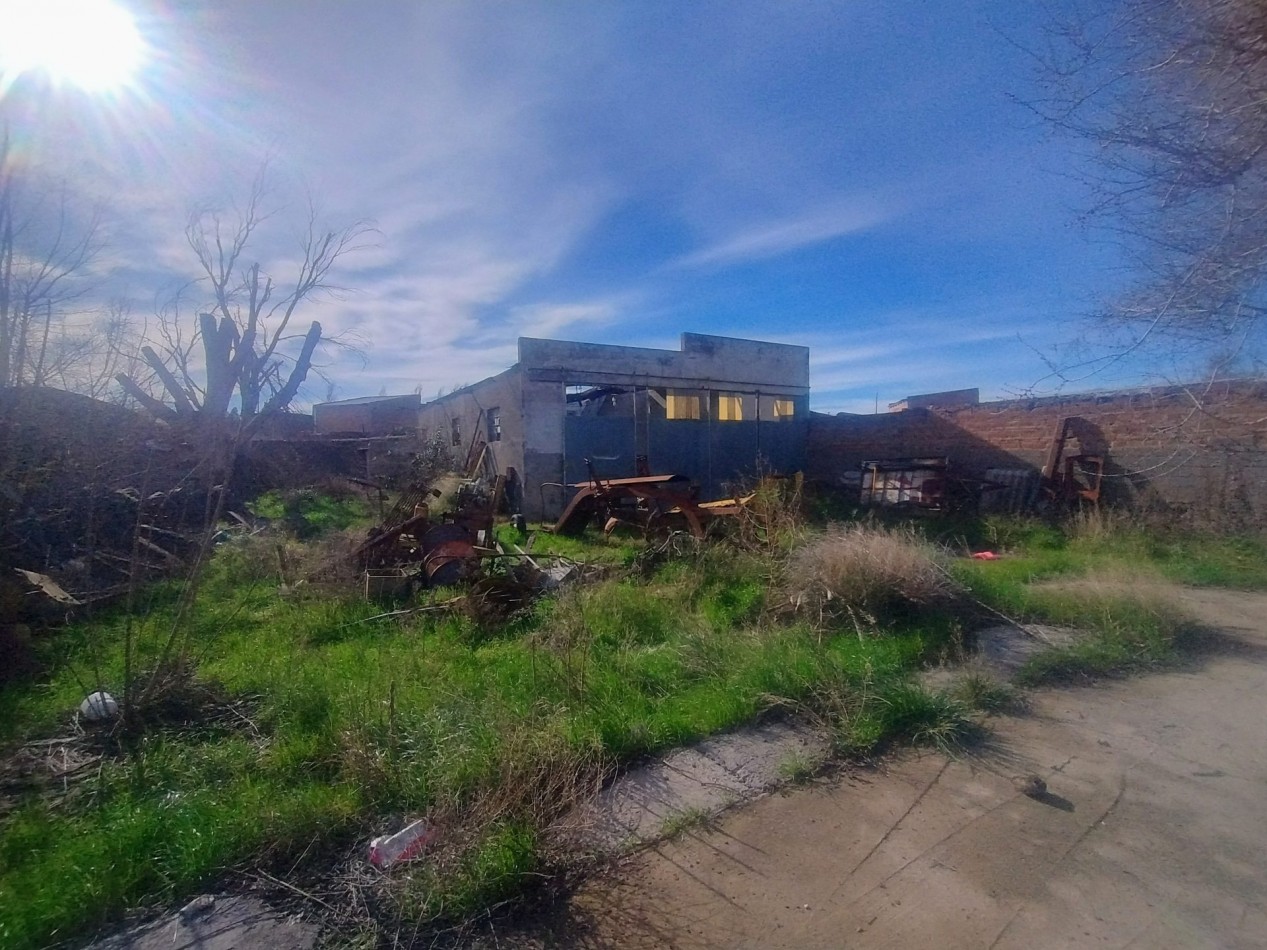terreno en venta en vista alegre con galpon a reparar