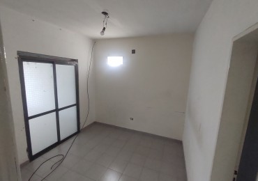 Casa en venta en bahia blanca Barrio Cerrito esquina comercial 