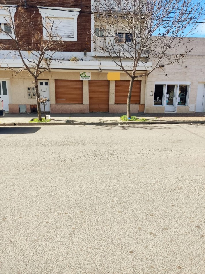 LOCAL SOBRE AVENIDA SANTAGADA EN CORONEL DORREGO