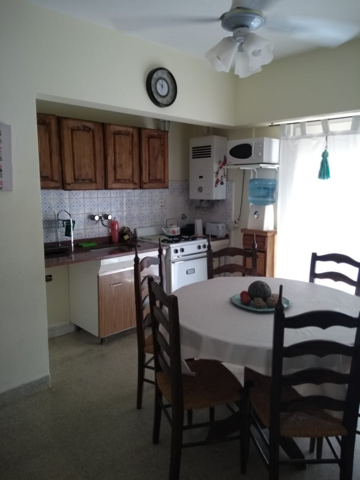 DEPARTAMENTO EN VENTA A 30 METROS DE LA PLAYA DE MONTE HERMOSO